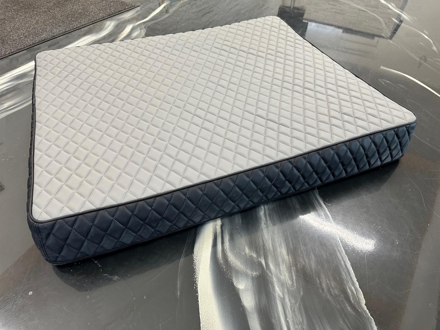 CARSTYLER® Hundebett Flat Pad SKY